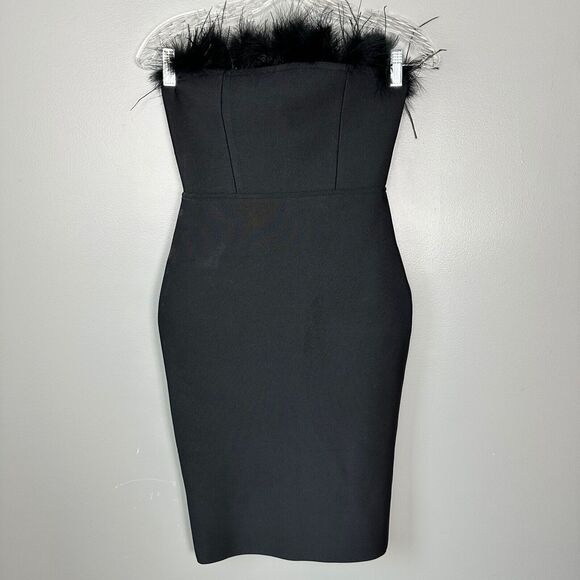 Nwt Rosedress Strapless Feather Bodycon Form Fitting Little Black Dress Small - Picture 1 of 5